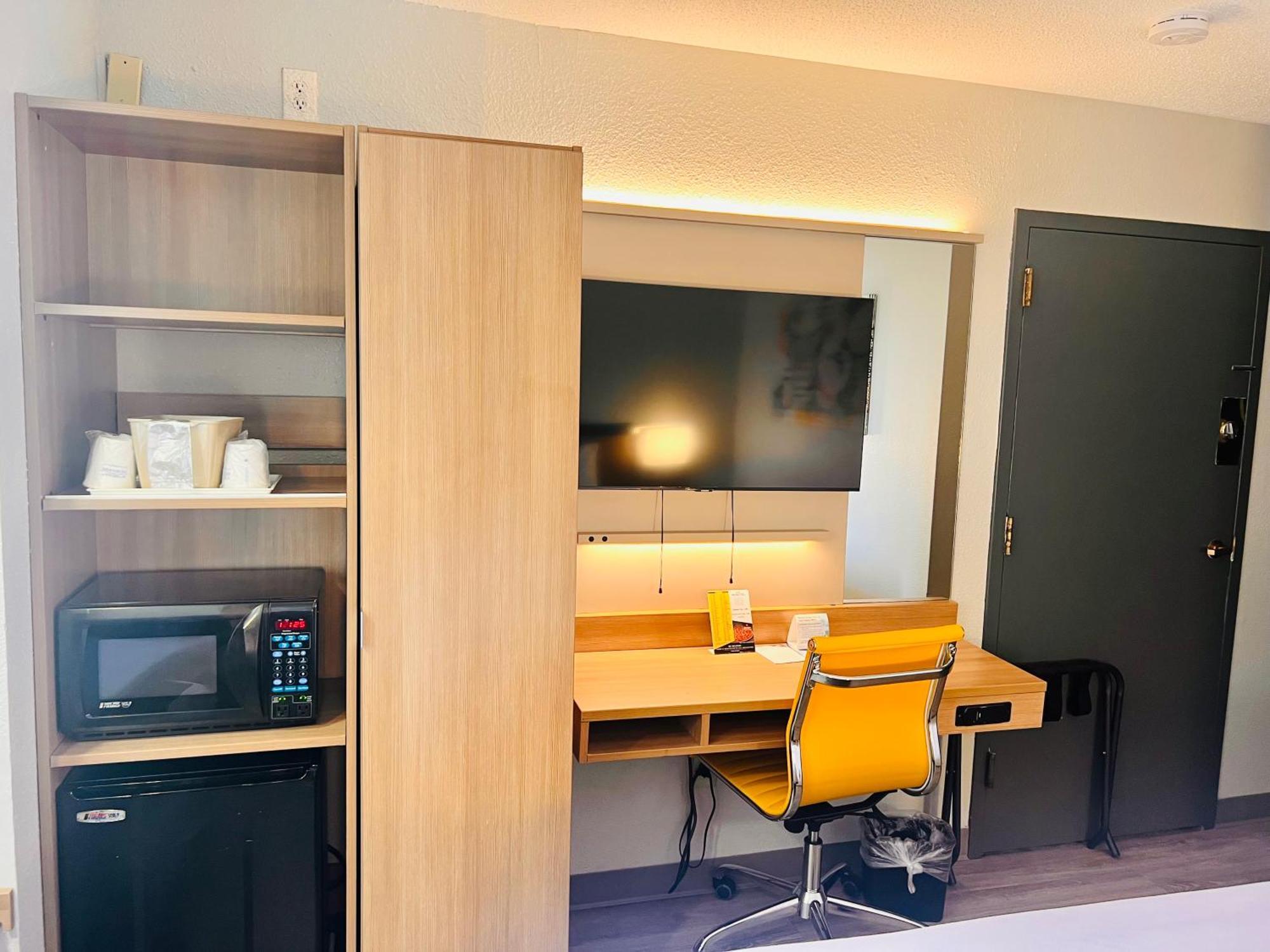 Microtel Inn By Wyndham Lexington Exteriör bild